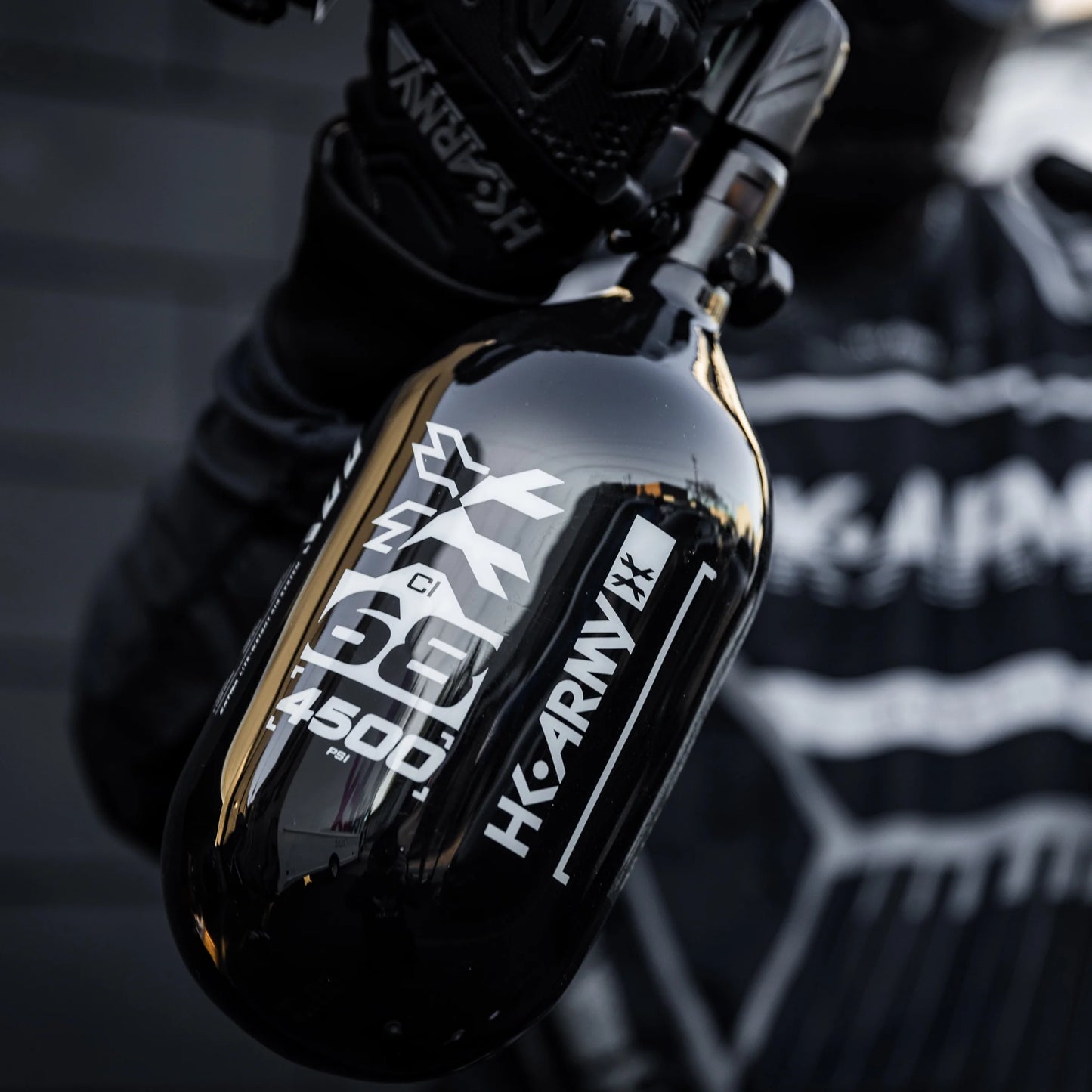 HK Army Rush - 68ci / 4500psi "EXTRA LITE" Stand Reg Air System - Black/White